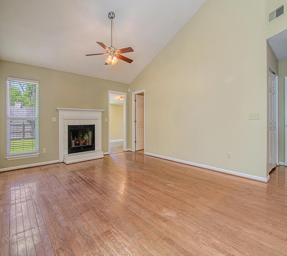 Blue Ridge before renovation image 3