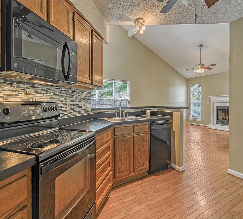 Blue Ridge before renovation image 5