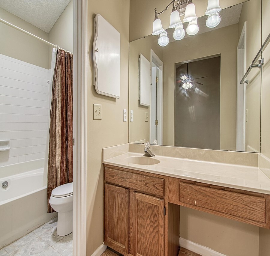 Blue Ridge before renovation image 9